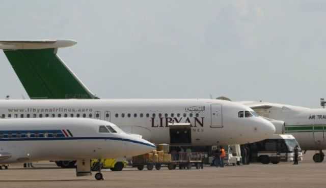 Libia, aeroporto controllato dai miliziani di Misurata: "Due raid aerei su Tripoli, almeno 15 morti"