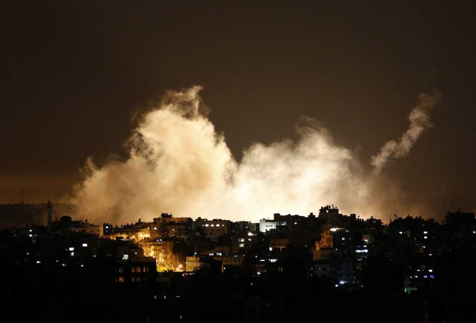 Striscia di Gaza, nuovi raid israeliani:  5 morti