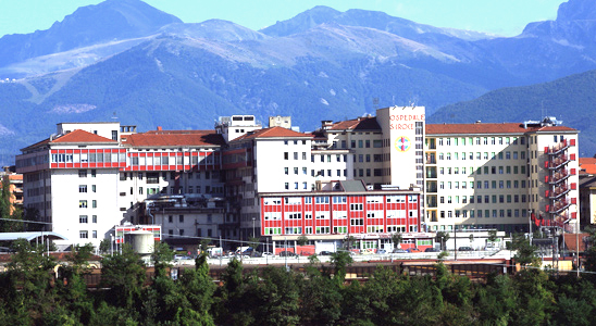 Cuneo: bambina di 2 anni e mezzo cade dal terzo piano. Morta in ospedale