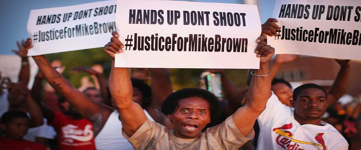 Ferguson, Missouri: scontri nella notte, divulgato il video dell'omicidio di Michael Brown
