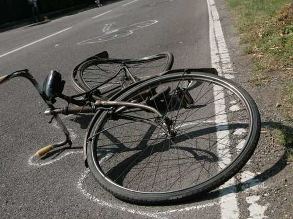 Un'altra vittima della strada a Ferragosto: ciclista travolto e ucciso a San Lorenzo della Costa