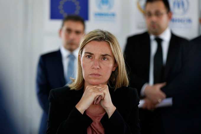 Mogherini sulla strage  Yazidi: "Nessun intervento militare"