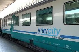 Roma: dal 25 Agosto l'Intercity 598 fermerà anche ad Orte