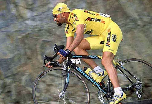 Pantani, riaperte le indagini sulla sua morte: ''Fu un omicidio''