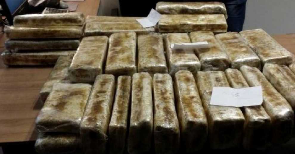 Malpensa, sequestro record: scoperti 76 chili di cocaina