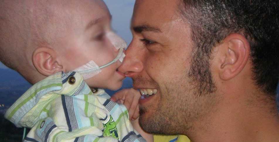 Taranto, Ilva: bambino di 5 anni muore di tumore
