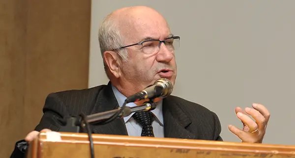 Tavecchio, la Fifa indaga sulla presunta frase razzista del candidato alla presidenza della Figc