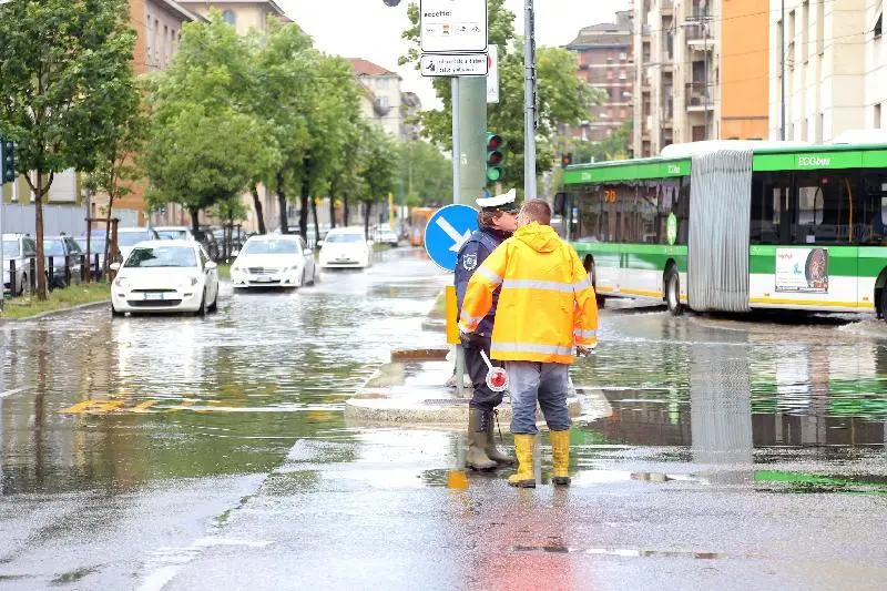 Milano: il Seveso esonda ancora