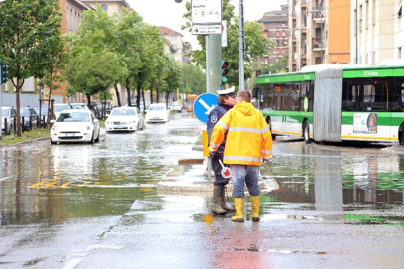 Milano: il Seveso esonda ancora