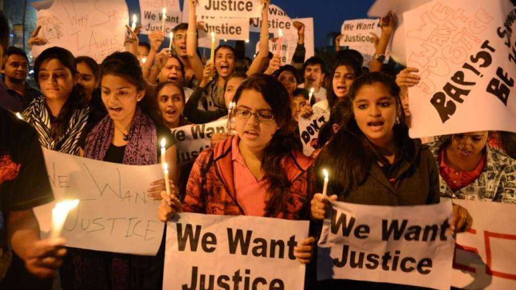 India: stuprata e impiccata un'altra bambina, la folla lincia i responsabili