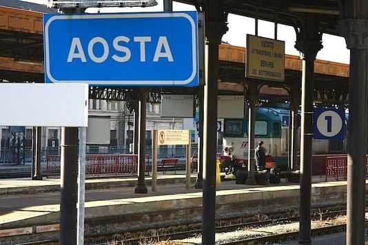 Aosta, Trenitalia minaccia tagli se non sarà coperta l'IVA