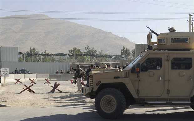Kabul, Afghanistan: attentato suicida, morti 3 diplomatici ed il loro interprete
