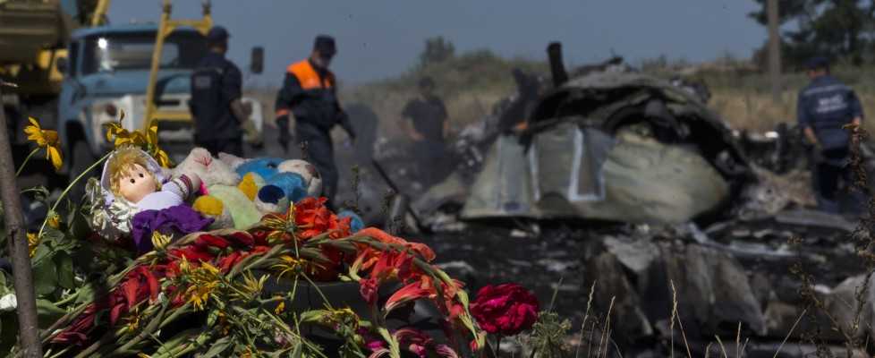 MH17, volano ancora accuse tra Mosca e Kiev. Dalla Casa Bianca monito per Putin