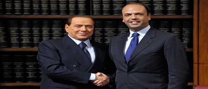 Berlusconi e Alfano: riavvicinamento dopo l'assoluzione al processo Ruby