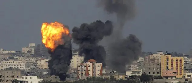 Gaza, si intensifica l'offensiva terrestre: almeno altre 20 vittime