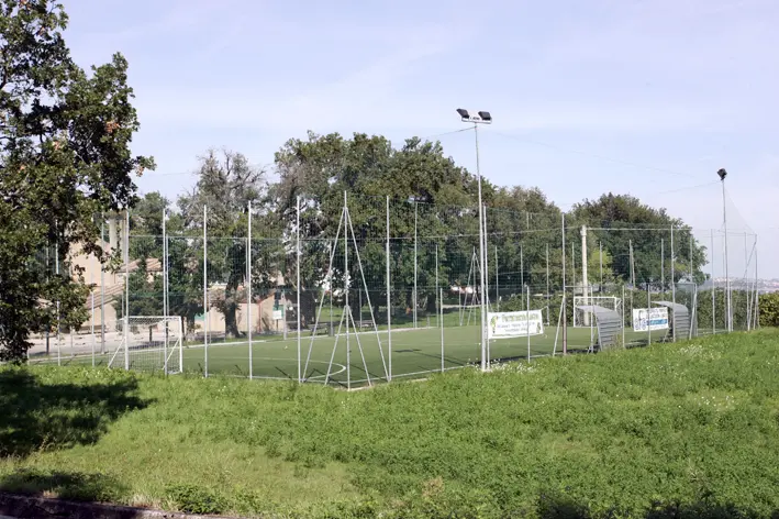 San Giovanni Teatino, muore quindicenne mentre gioca a pallone