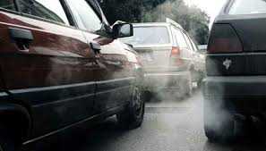 Regione Lombardia, smog: al via incremento limiti di circolazione per auto inquinanti