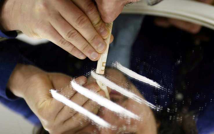 Serata sopra le "righe": arrestato prete durante un coca party per uso e spaccio di droga
