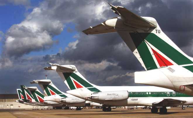 Lupi su esuberi Alitalia: entro domani risposta definitiva