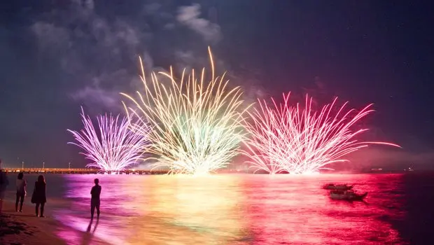 Rimini, la Notte Rosa travolge la riviera