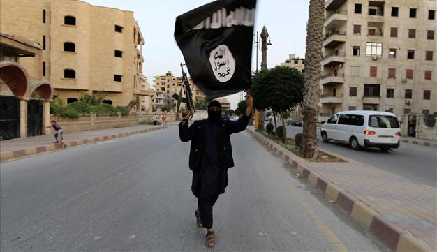 Medio Oriente in fiamme: l'ISIL proclama la nascita di un Califfato Islamico
