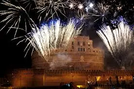 Roma: festa di San Pietro e Paolo, stasera la girandola pirotecnica a Castel Sant'Angelo