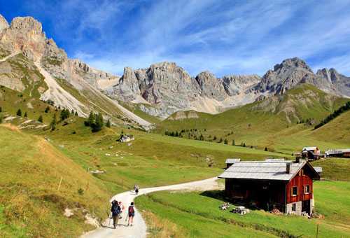 Trentino, inizia la stagione dei rifugi dal prossimo week-end