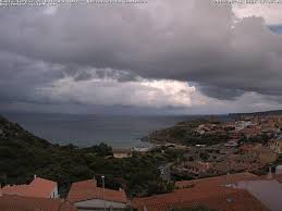 Maltempo, torna la paura nel Nord Sardegna. Crolla una strada a Sorso