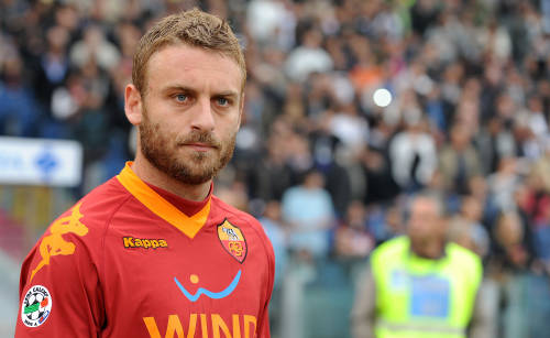 Scontri finale di Coppa Italia, De Rossi: "Un ragazzo lotta ancora fra la vita e la morte"