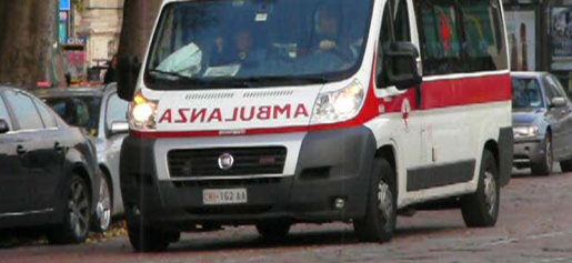 Palermo, uomo accusa malore dopo aver bevuto acqua in bottiglia. Sequestrati 10 campioni