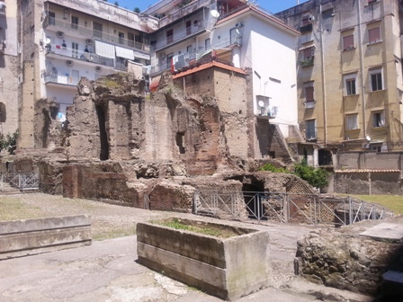 Sito archeologico di San Carminiello ai Mannesi di Napoli: storia di un abbandono culturale