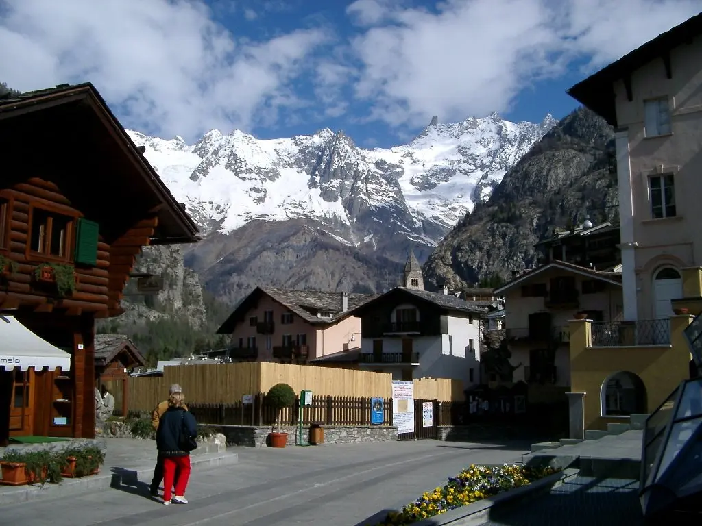 Courmayeur, il referendum per cambiare nome non raggiunge il quorum