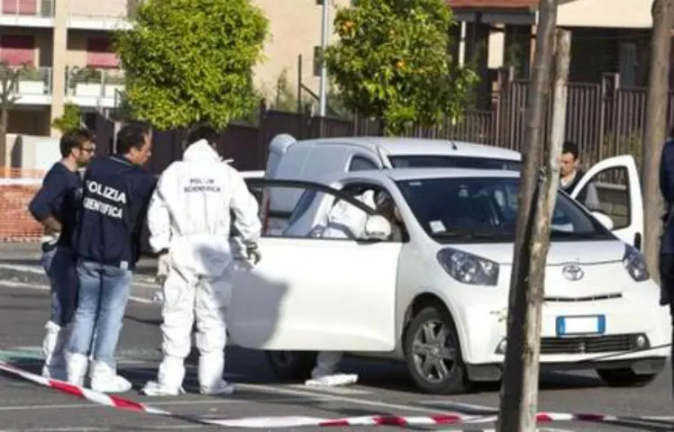 Chieti, trentenne muore scavalcando un cancello