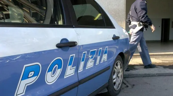 Milano, arrestato un pediatra per violenza sessuale su paziente