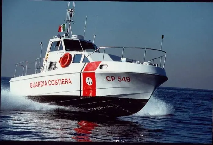Due minorenni sono dispersi in mare. Incessanti le ricerche