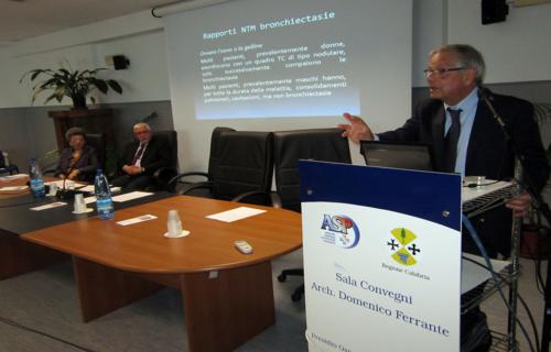 Asp Catanzaro: corso su "Malattie causate da Micobatteri non tubercolari"