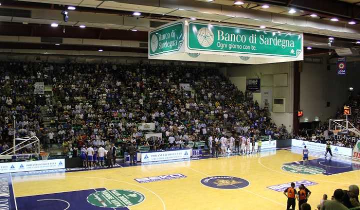 Basket, il Drake show regala il 2-0 a Sassari. Oggi a Brindisi la Dinamo prova a vincere ancora