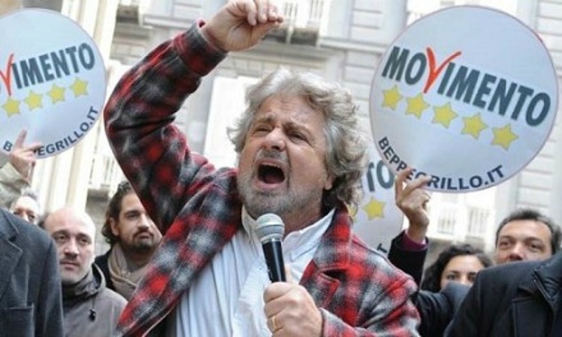 Grillo a Pescara: colletta per la casa di Buttiglione