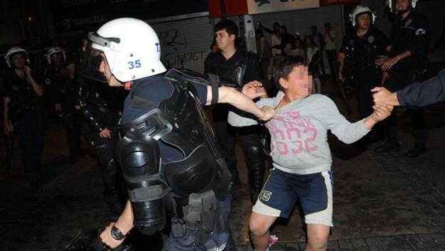 Turchia, tredicenne rischia fino a tre anni per aver partecipato a una manifestazione