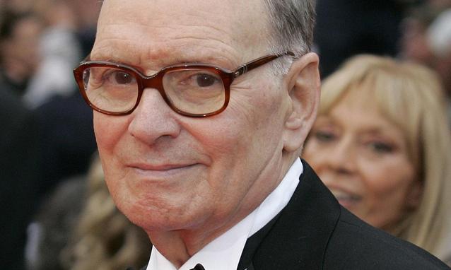 Il maestro Ennio Morricone affetto da un'ernia del disco: annullati concerti e tournée