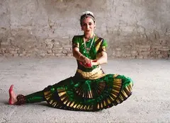 Il Bharatanatyam di Nuria Sala Grau dall'India nello spettacolo "Shiva-Shakti" al Teatro Sannazaro