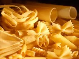 Unione Europea: spreco del cibo, la data di scadenza deve essere abolita per riso e pasta