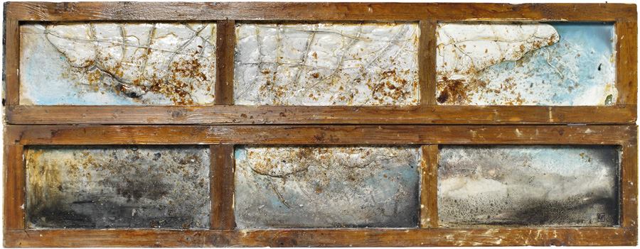 "Livelli atmosferici di natura artificiale": RE e la sua prima personale