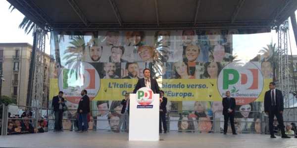 Renzi a Palermo: accolto da applausi e fischi