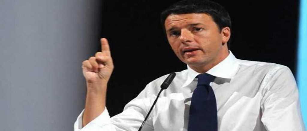 Matteo Renzi in visita a Napoli