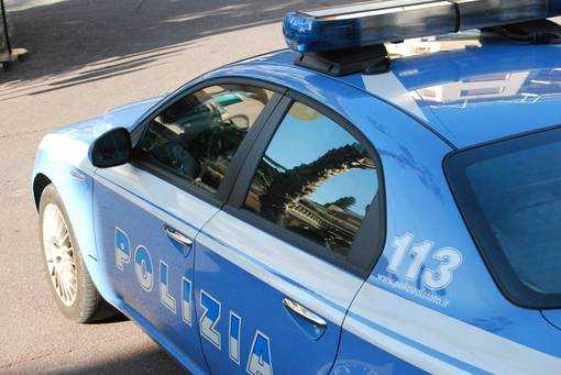 Torino: rapinatore utilizza storditore elettrico. Arrestato