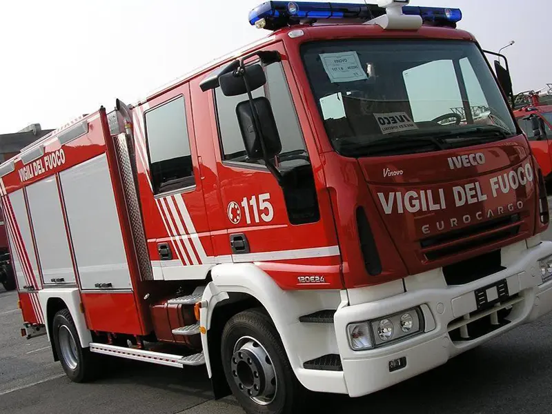 Torino: incendio in Corso Mediterraneo nel dehor di un ristorante