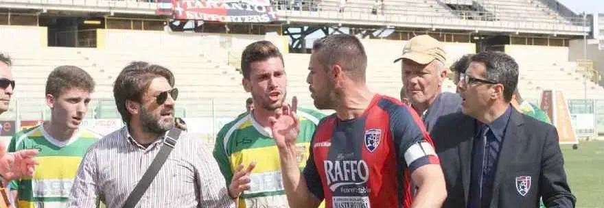 Momento di vergogna per lo Iacovone: la prossima partita a porte chiuse