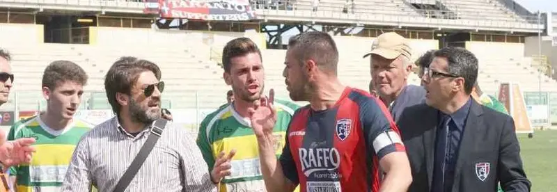 Momento di vergogna per lo Iacovone: la prossima partita a porte chiuse