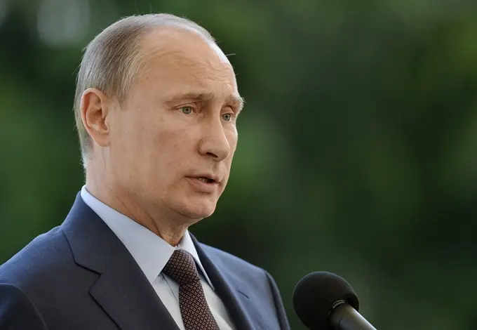 Ucraina: Putin annuncia ritiro delle truppe e chiede rinvio del referendum. Smentita degli Usa